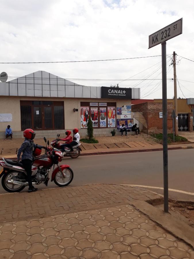 Bizi Homes Kigali Esterno foto